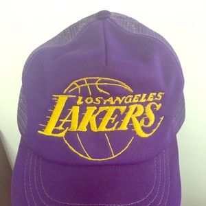 1969 Lakers vintage trucker hat